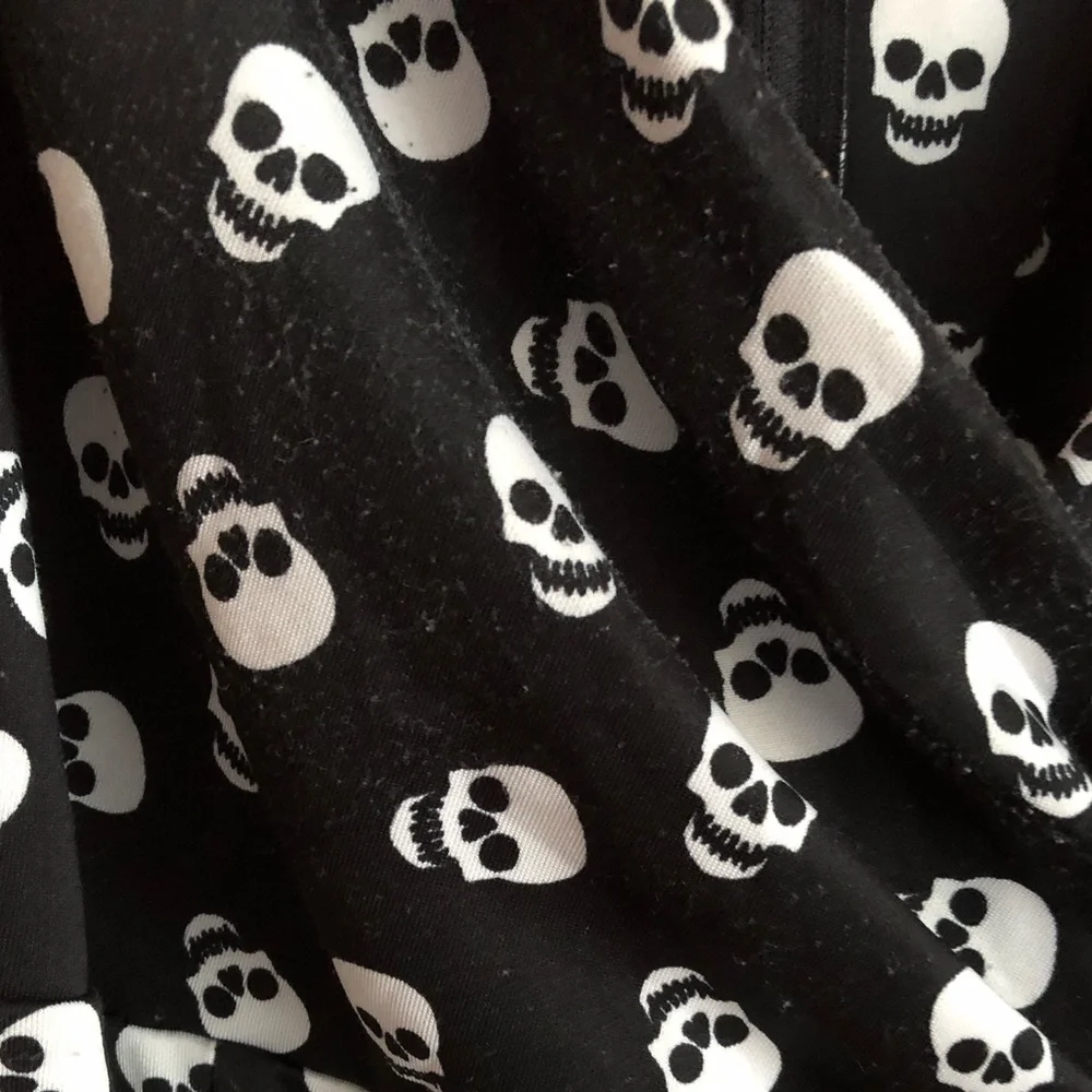 Skull Dress - Picture 5 of 6